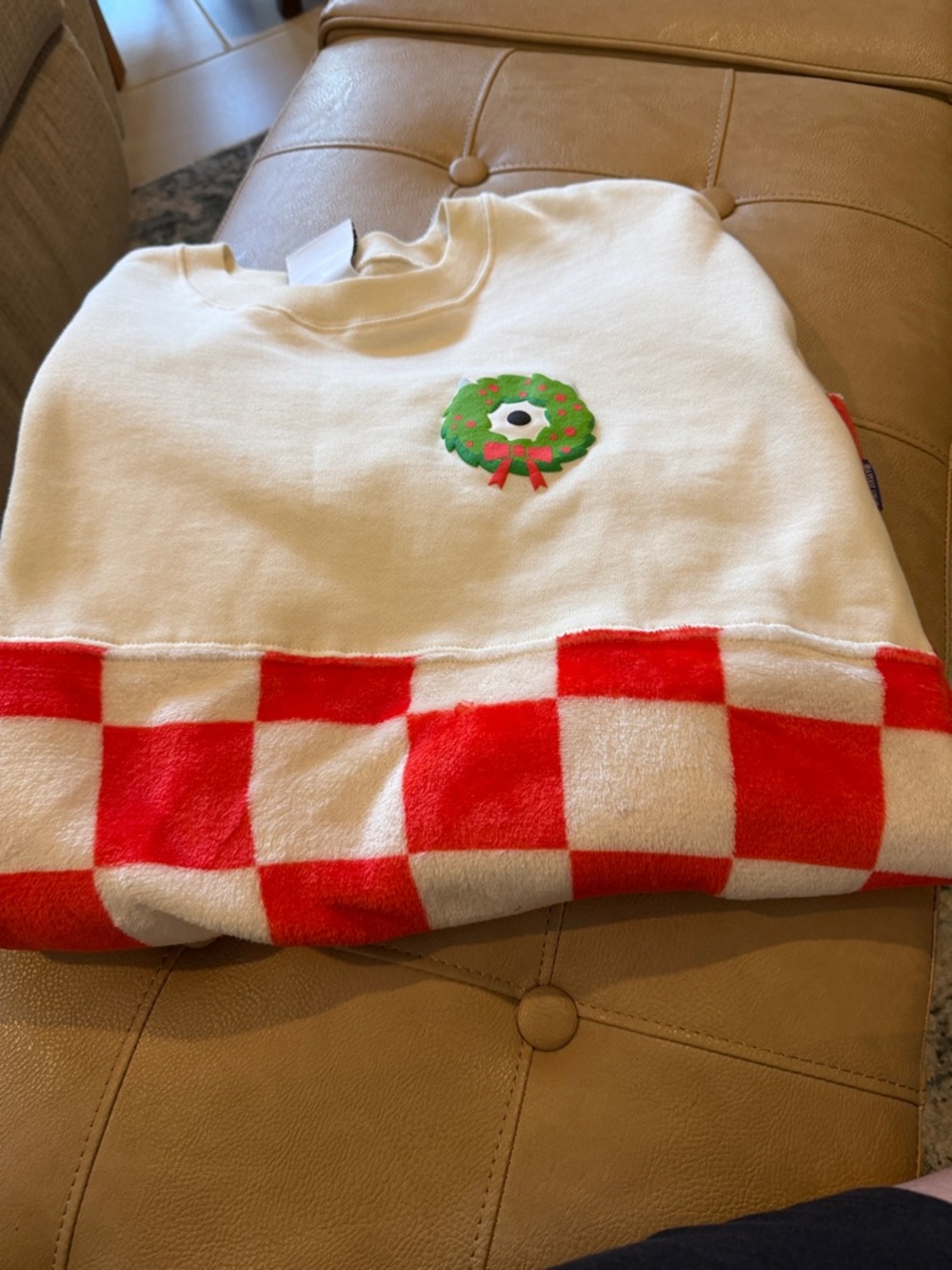 Disney holiday Pixar Cream Jersey size 2X large tag tags on